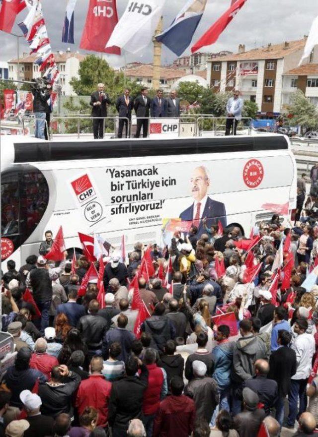 Kılıçdaroğlu: Geleceğe Umutla Bakan Bir Türkiye'yi Birlikte Inşa Edeceğiz