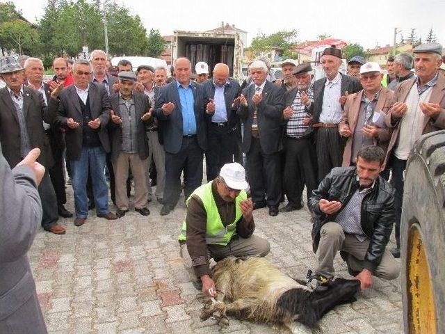 Odunpazarı’ndan Han Belediyesi’ne Greyder Hibesi