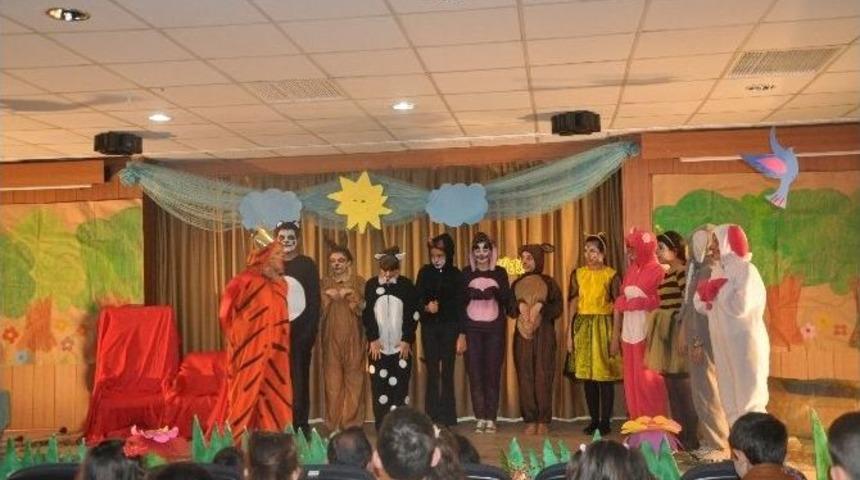 Mimar Sinan Mesleki Ve Teknik Anadolu Lisesi&rsquo;nden Minik &Ouml;ğrencilere Tiyatro Ş&ouml;leni