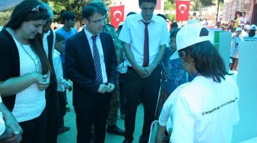 Çamdere Ortaokulu Tübitak Bilim Fuarı Düzenledi