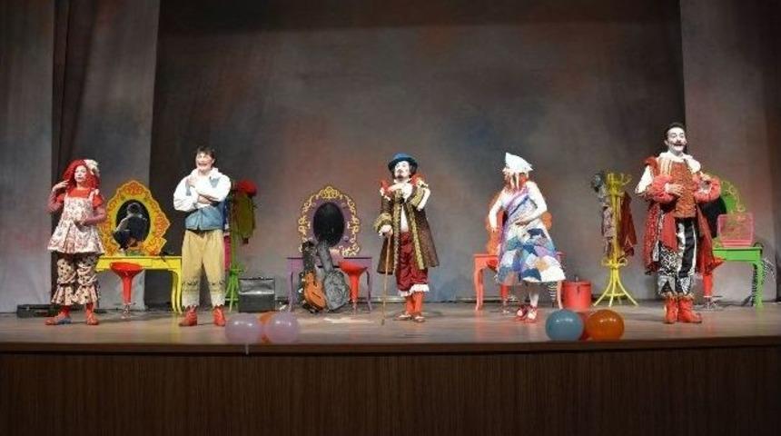 Adıyaman&rsquo;da 5 Ayda Binlerce İzleyici Tiyatro İle Buluştu