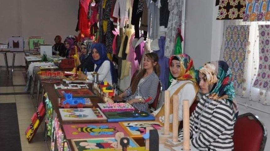 Bitlis Eren &Uuml;niversitesi&rsquo;nde Yılsonu Sergisi