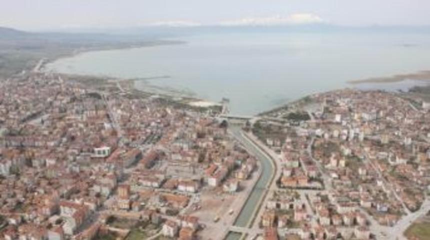 Beyşehir&rsquo;in Yeni Doğal Kaynak İ&ccedil;me Suyu Projesi İhale Edildi
