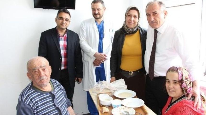 Başkan Yılmaz, Hastalara Moral Oldu