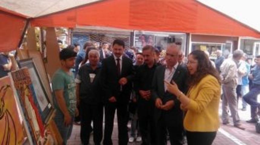 Vali Mithat Saylam Ortaokulu Resim Sergisi Açıldı