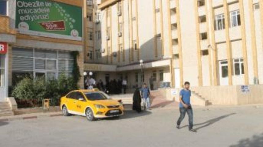 Saldırıda Yaralanan 9 Yaşındaki &Ccedil;ocuk Ameliyata Alındı