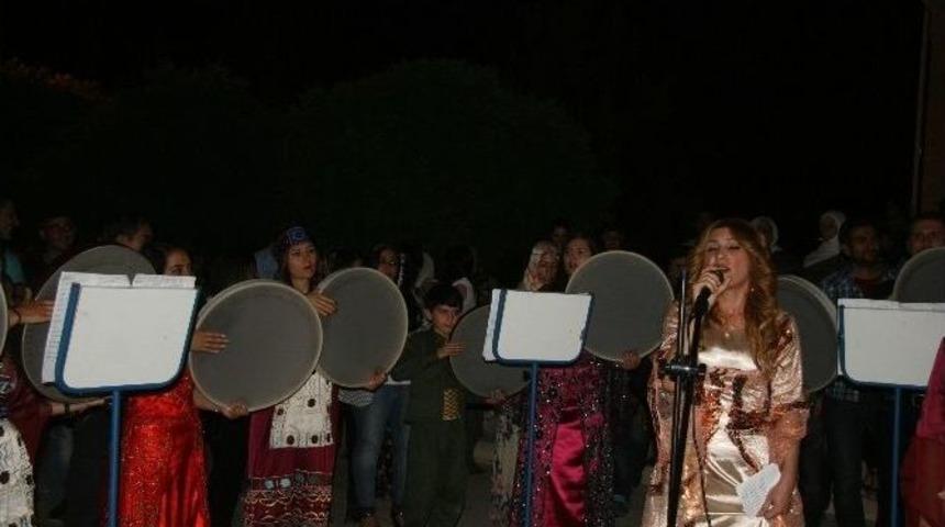 Eğitim-sen Midyat&rsquo;ta Tef Dinletisi D&uuml;zenledi