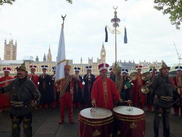 Bursa Mehter Takımı Londra’yı Fethetti