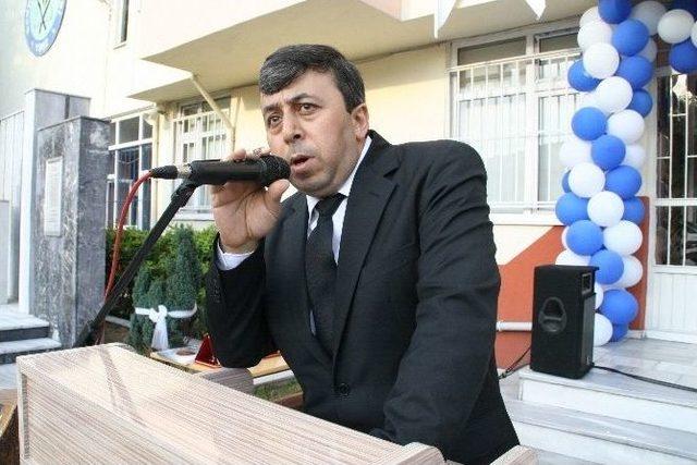 Devrek Anadolu Lisesi’nden Mezuniyet Töreni 2