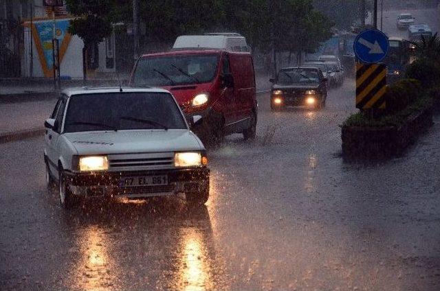 Batı Karadeniz’de Kuvvetli Yağış Alarmı