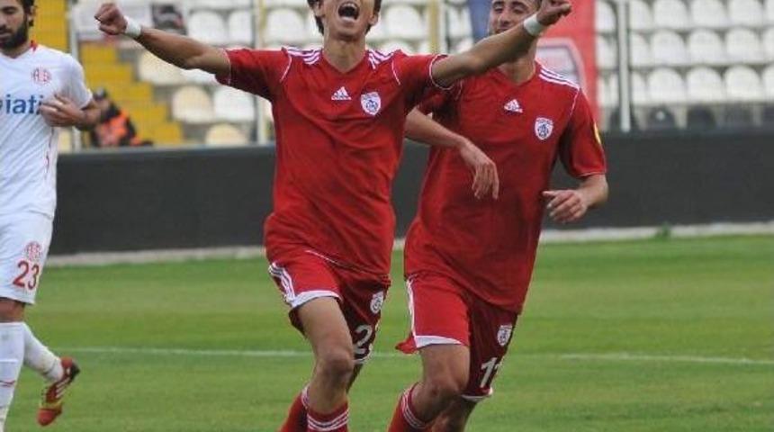 Altınordulu Halil İbrahim'in Bonservisi 2.3 Milyon Tl