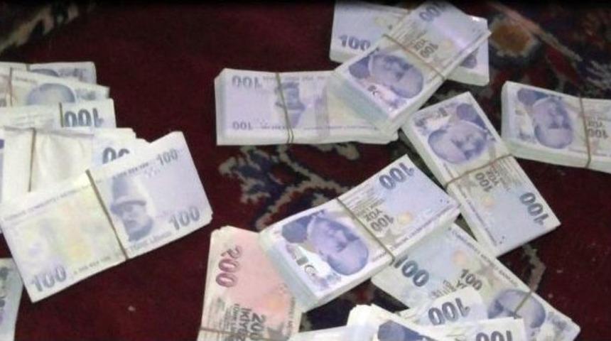 K&uuml;&ccedil;&uuml;k Kız &Ccedil;ocuklarını Kullanarak Piyasaya Sahte Para S&uuml;ren Şebeke &Ccedil;&ouml;kertildi