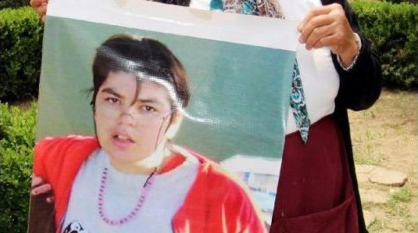 Mısır Satarak Kazandığı Parayla Kayıp Kızını Arıyor