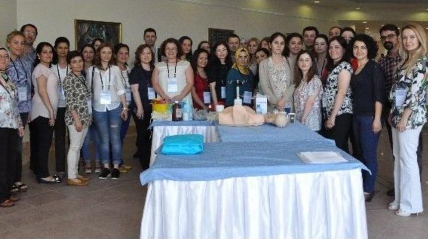 Sağlık &Ccedil;alışanlarına Enfeksiyon Eğitimi