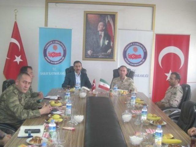 Saray Kaymakamı Çiçekli İran Heyetiyle Bir Araya Geldi 2