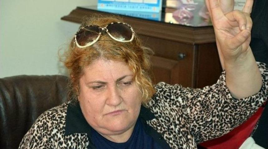 Mhp&rsquo;li Kadının, Bozkurt İşareti Yaptığı İ&ccedil;in Darp Edildiği İddiası