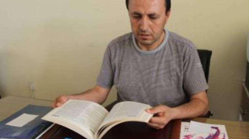 Siirt&rsquo;te İlk K&uuml;rt&ccedil;e Yayınevi A&ccedil;ıldı