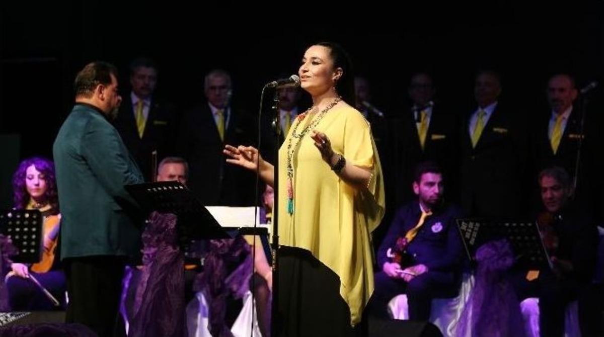 Canik&rsquo;te &rsquo;yaza Merhaba&rsquo; Konseri