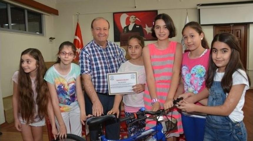 Efeler Belediyesi Doğayı Koruyanları &Ouml;d&uuml;llendirdi