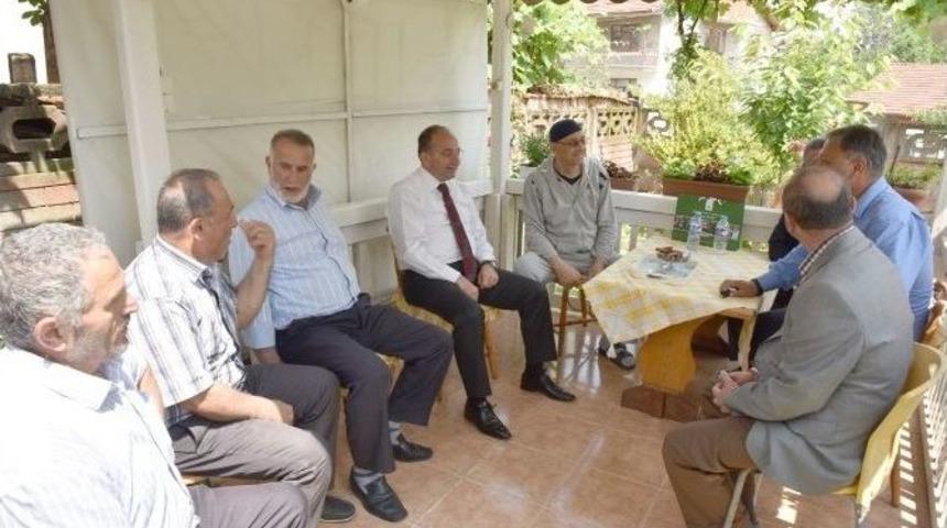 Başkan &Uuml;z&uuml;lmez&rsquo;den Yaşlı Ve Hasta Ziyareti
