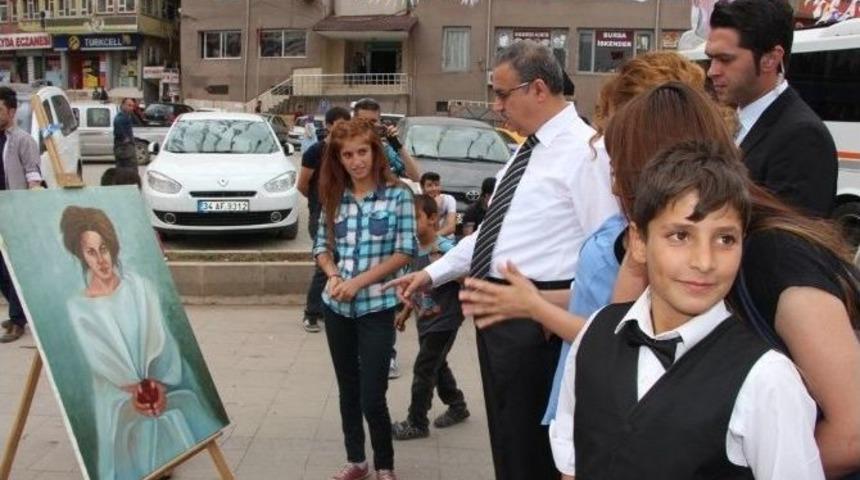 Balveren İlk-ortaoklu&rsquo;nda Ebru Sergisi D&uuml;zenledi