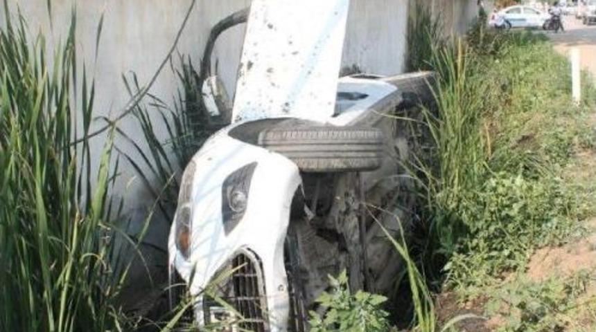 Chp Mitinginden D&ouml;nen Partililer Kaza Yaptı: 4 Yaralı