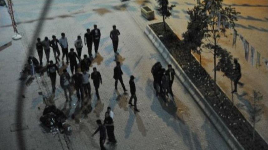 Diyarbakır Olayı Hakkari&rsquo;de Protesto Edildi