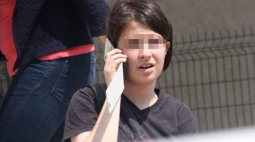 Evden Ka&ccedil;an 15 Yaşındaki Kız Polise Sığındı