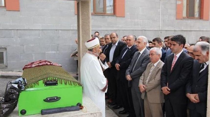 Başkan Orhan, Babaannesini Kaybetti&hellip;