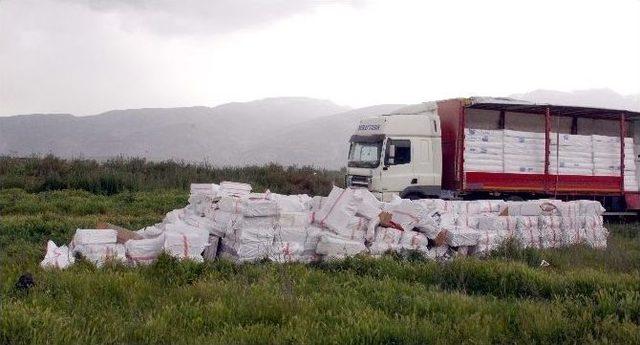 Erzincan’da 208 Bin Paket Kaçak Sigara Ele Geçirildi 1