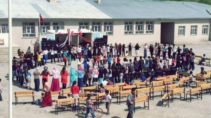 Adaksu Ortaokulu Kep Attı