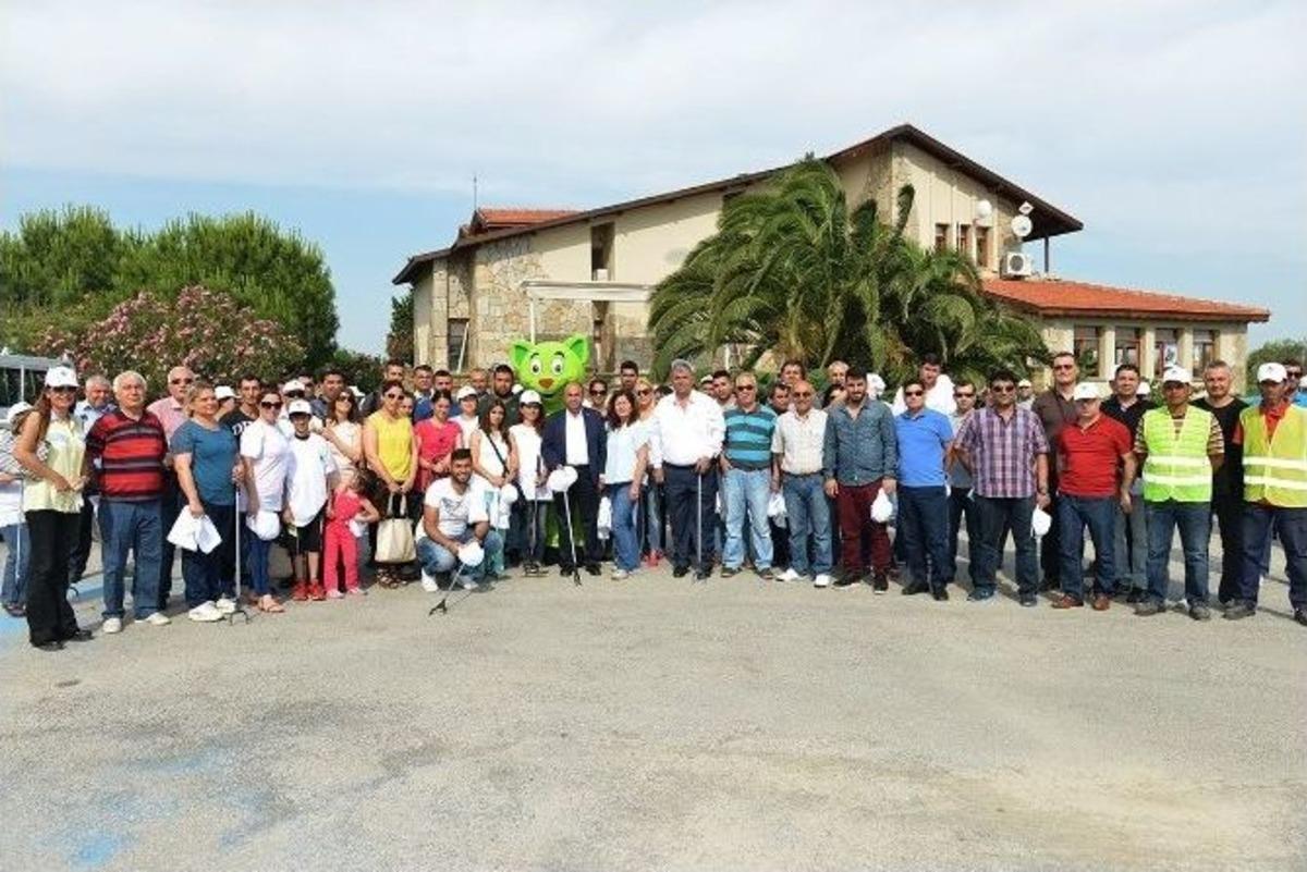 &Ccedil;iğli Kıyıları Pırıl Pırıl