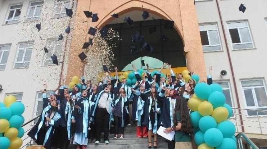 Beyşehir&rsquo;de Fen Lisesi İlk Mezunlarını Verdi