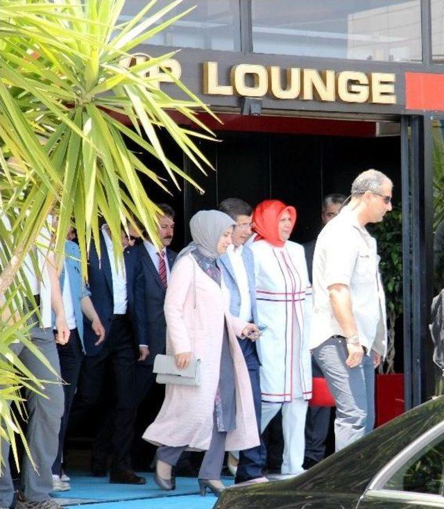 Başbakan Davutoğlu Antalya’da