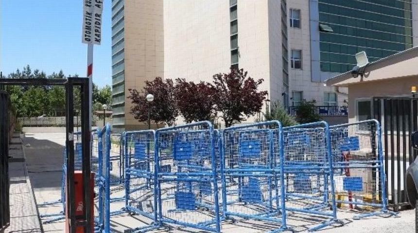 Diyarbakır Se&ccedil;ime Hazırlanıyor