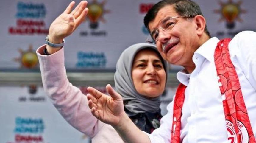 Davutoğlu: Diyarbakır Bombalarının Hedefi T&uuml;rkiye