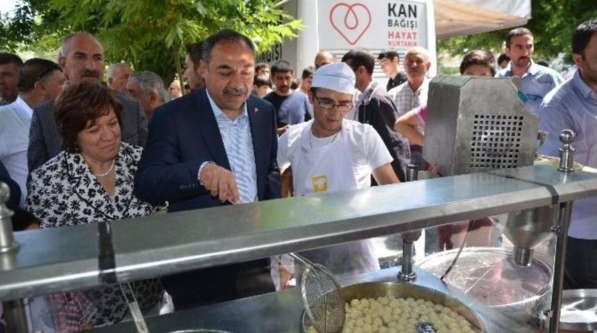 Mhp&rsquo;li Yıldız&rsquo;dan Se&ccedil;im &Ouml;ncesi Malatyalılara Lokma İkramı