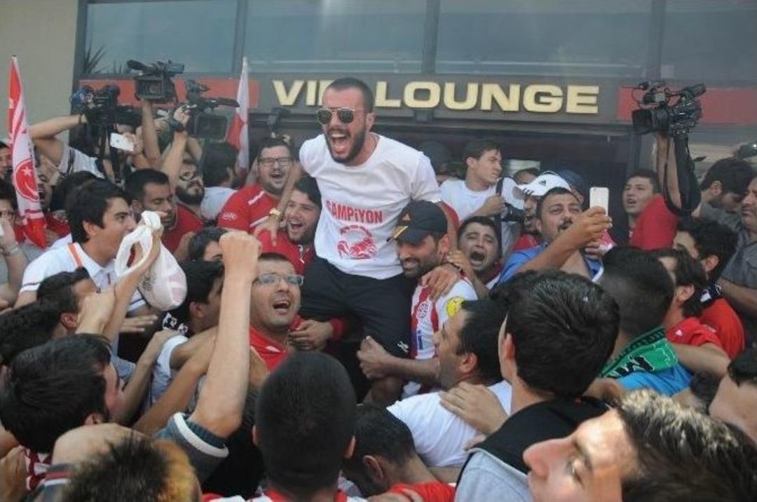 Antalyaspor&rsquo;a Coşkulu Karşılama