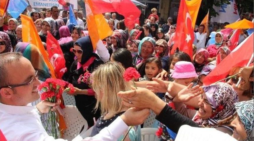 Lapseki&rsquo;de B&uuml;lent Turan Coşkusu