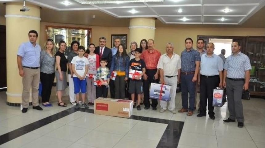 Nazilli&rsquo;de En &Ccedil;ok Atık Pil Toplayan Okullar &Ouml;d&uuml;llendirildi