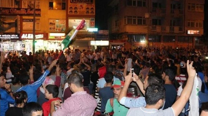 Diyarbakır&rsquo;daki Saldırıya Tepkiler S&uuml;r&uuml;yor