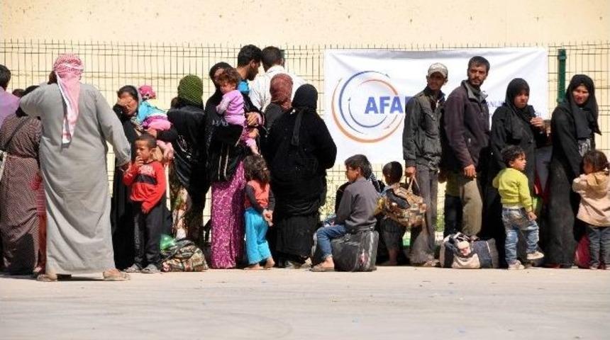 Sınırdan 3 Bin M&uuml;lteci T&uuml;rkiye&rsquo;ye Ge&ccedil;iş Yaptı