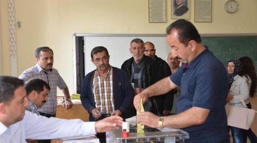 Konya'da Se&ccedil;im Sakin Ge&ccedil;iyor