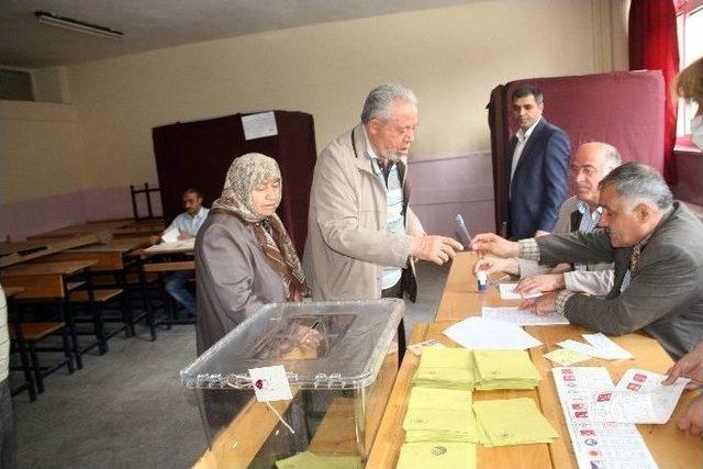 Yozgat&rsquo;ta Vatandaşlar Sandık Başına Gitti 1