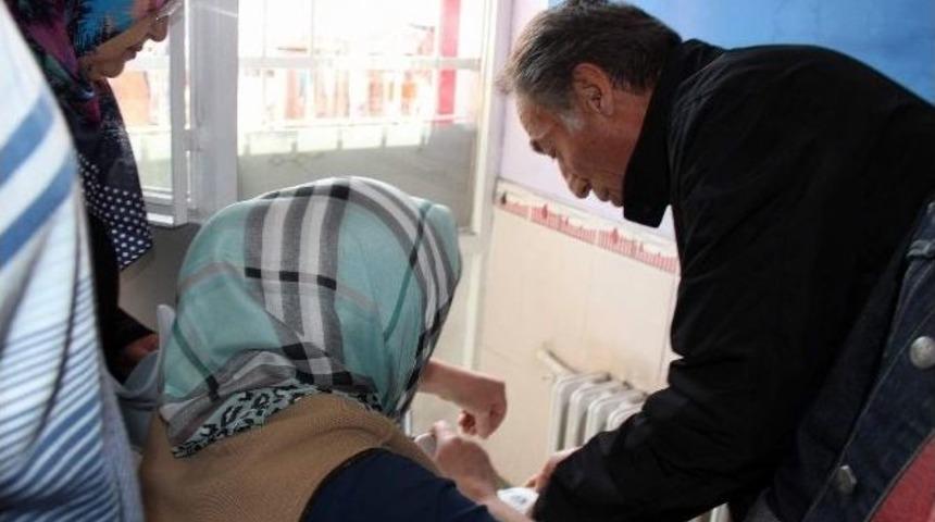 Engelli Vatandaş Oyunu Zorlukla Kullandı