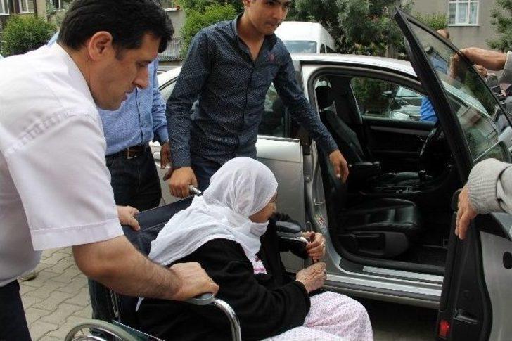 (özel) 93 Yaşındaki Fatma Ninenin Oy Kullanma Çilesi G2