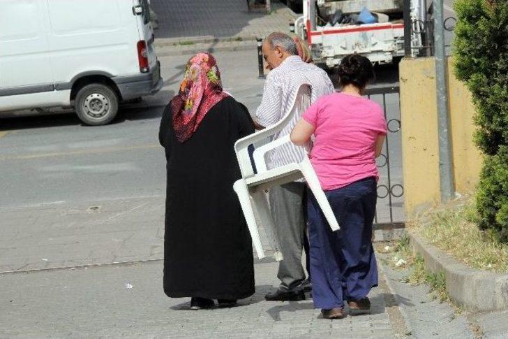 (özel) 93 Yaşındaki Fatma Ninenin Oy Kullanma Çilesi G4