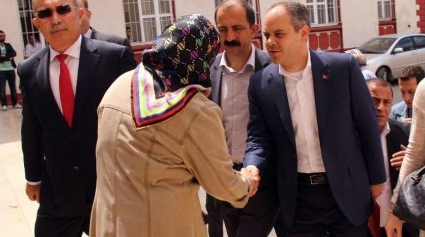 Bakan Kılı&ccedil; Oyunu Kullandı