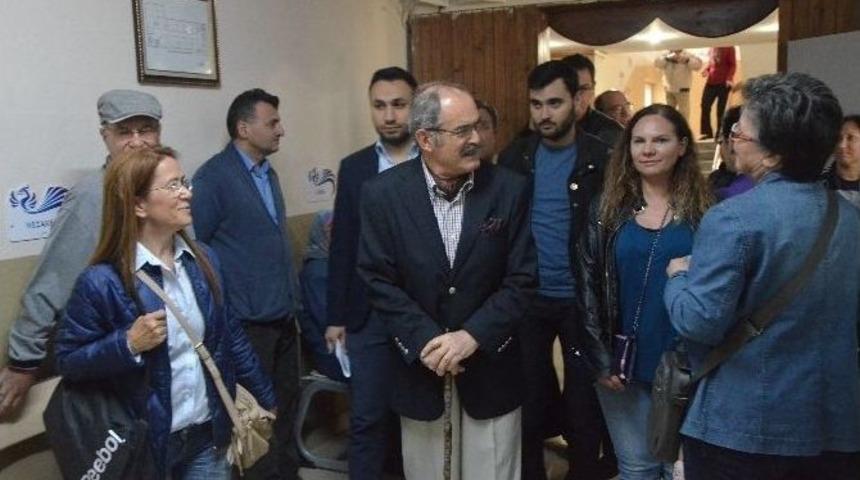 B&uuml;y&uuml;kerşen Oyunu Kullandı