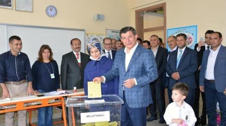 Davutoğlu: Hdp Saldırısında 1 Zanlı Yakalandı